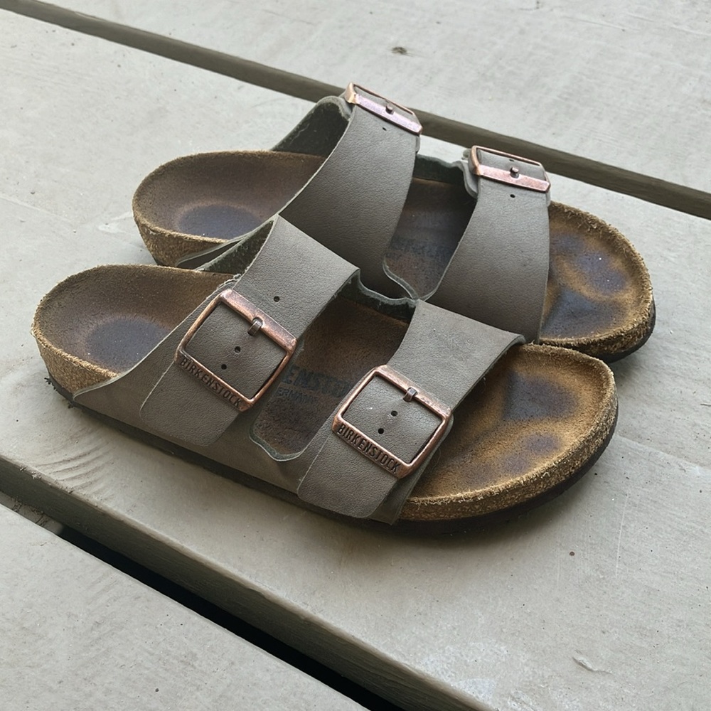 arizona birkenstocks size 37 (6.5)